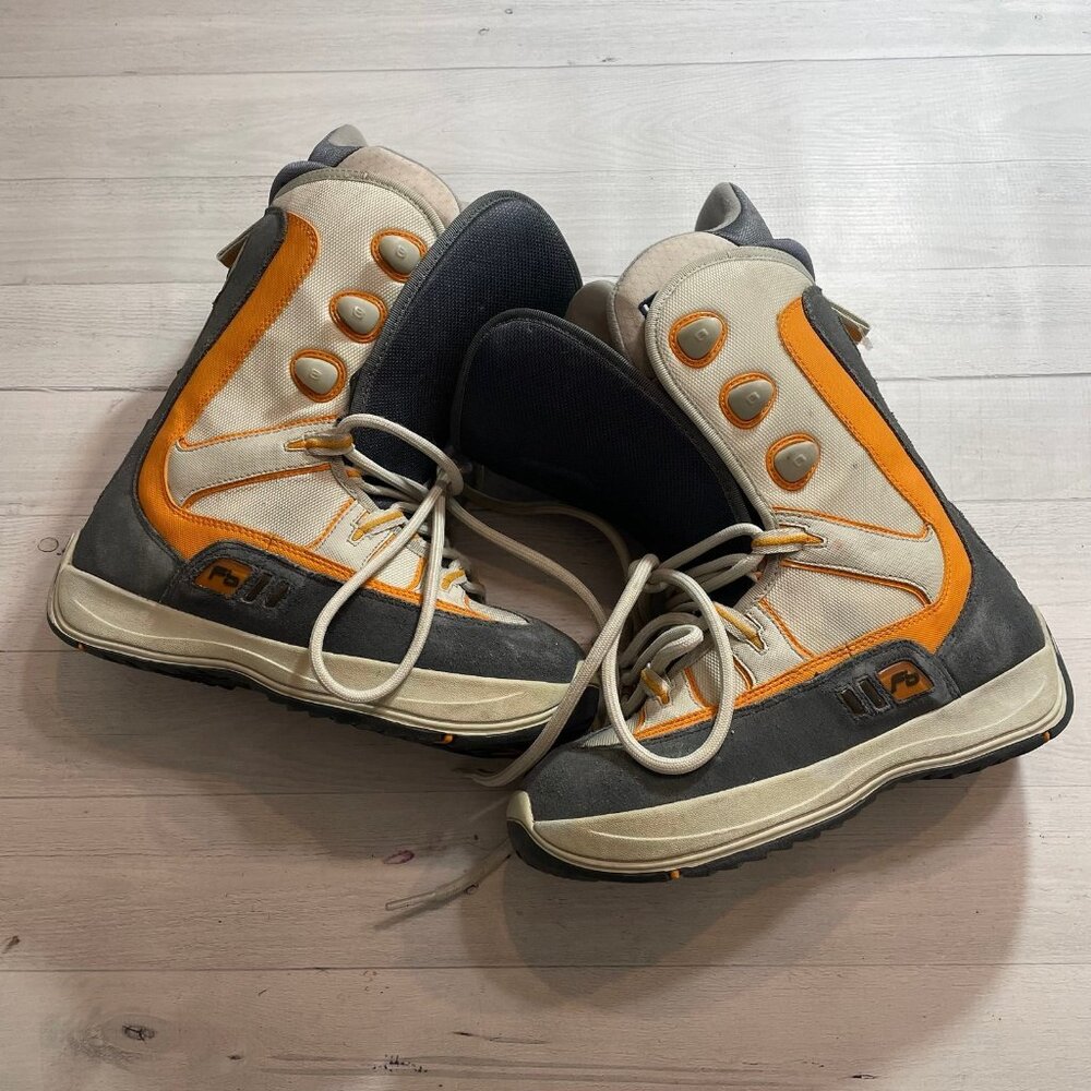 Burton mens‎ freestyle snowboard boots size 7